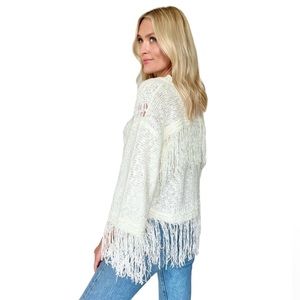 Six/Fifty🦎CROCHET FRINGE SWEATER🌵